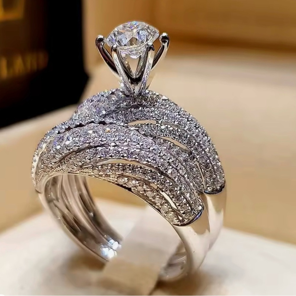 Zircon silver plated ring set